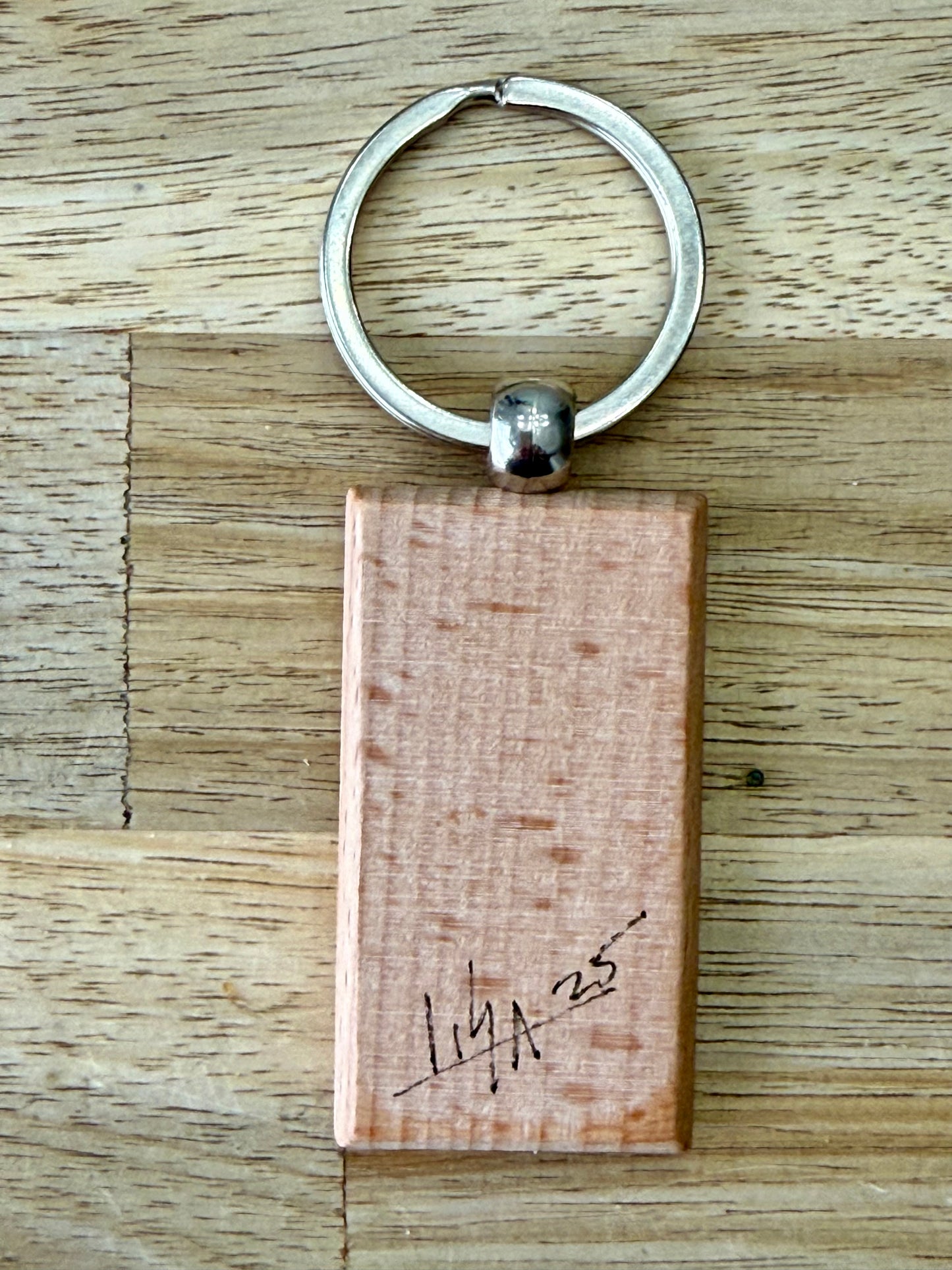 Hand-Painted Wooden Keychain – Signed by Lisa – Limited Edition