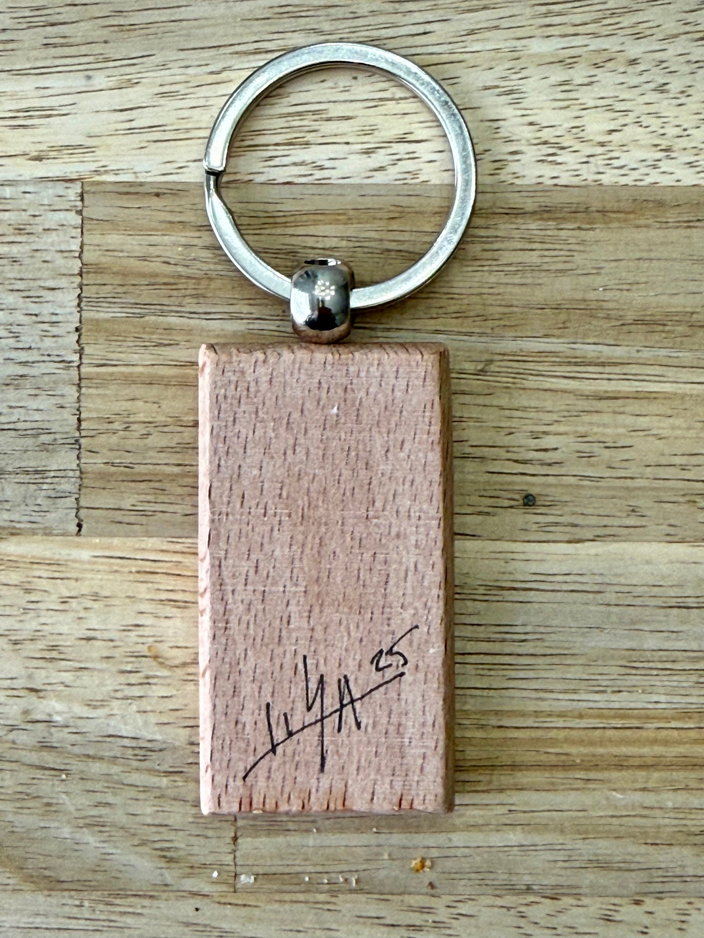 Hand-Painted Wooden Keychain – Signed by Lisa – Limited Edition