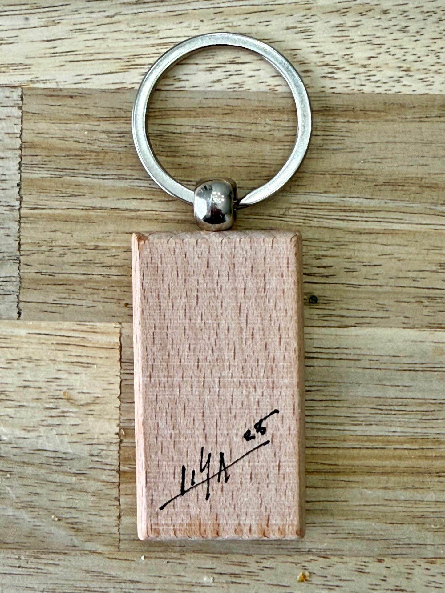 Hand-Painted Wooden Keychain – Signed by Lisa – Limited Edition