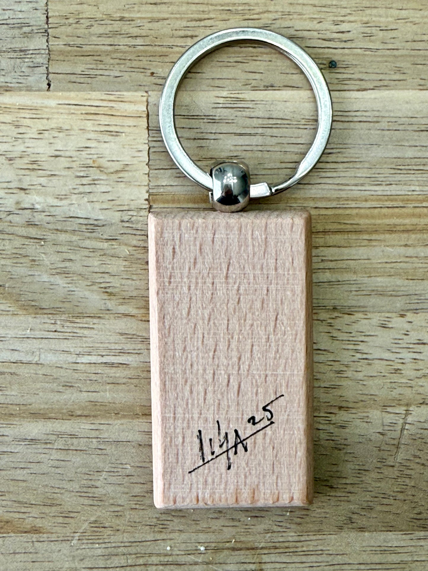 Hand-Painted Wooden Keychain – Signed by Lisa – Limited Edition