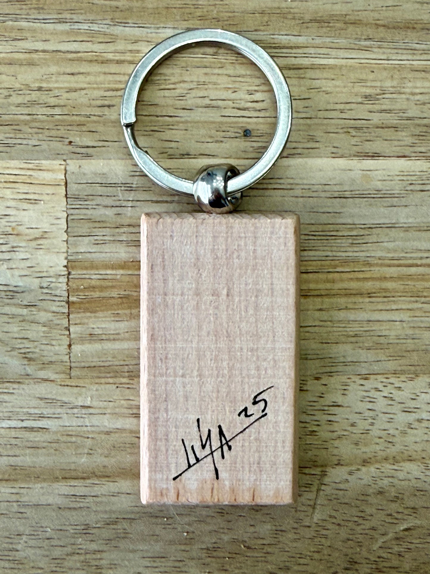 Hand-Painted Wooden Keychain – Signed by Lisa – Limited Edition