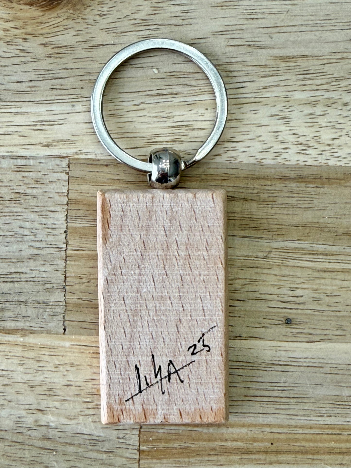 Hand-Painted Wooden Keychain – Signed by Lisa – Limited Edition