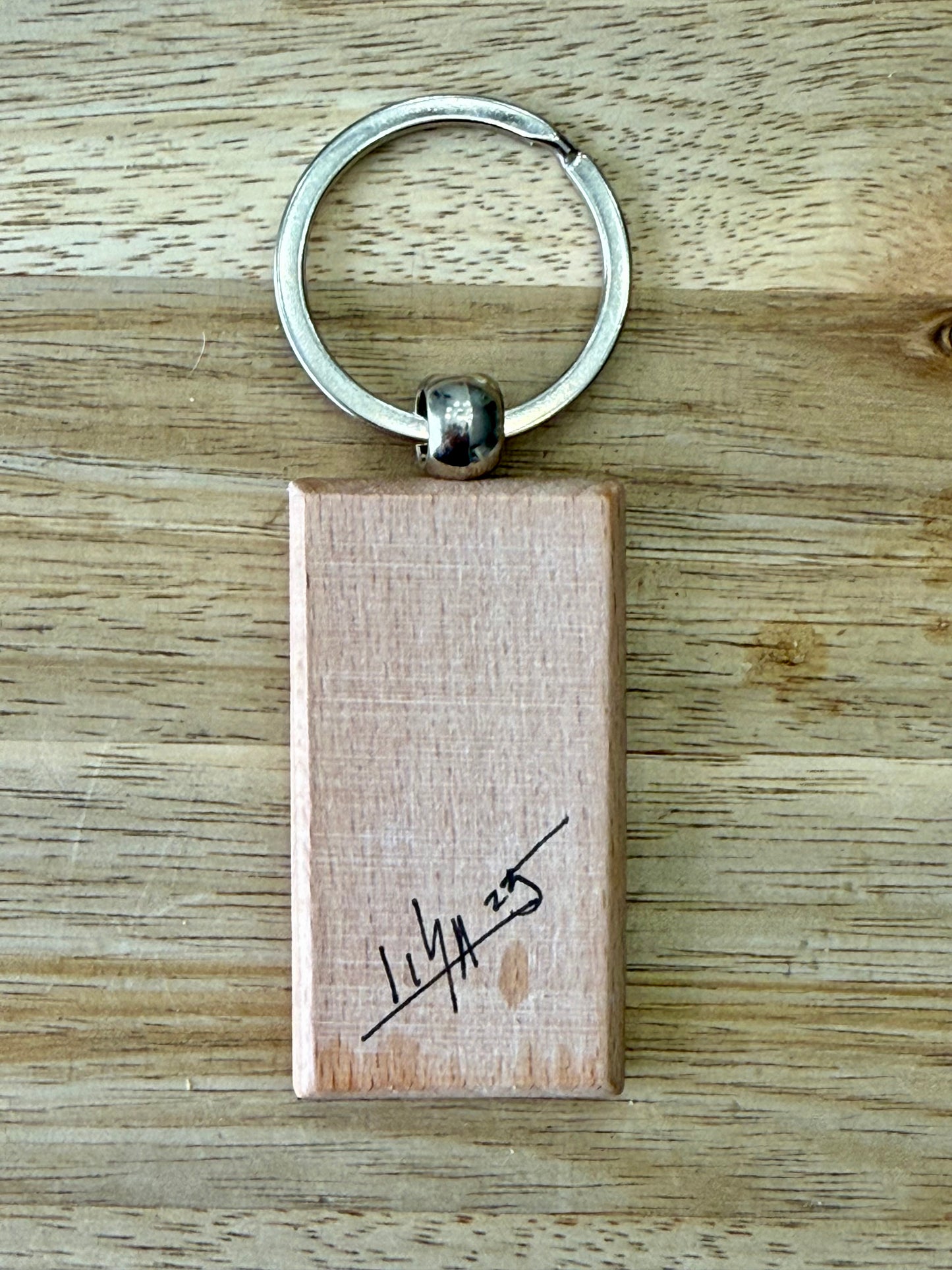 Hand-Painted Wooden Keychain – Signed by Lisa – Limited Edition