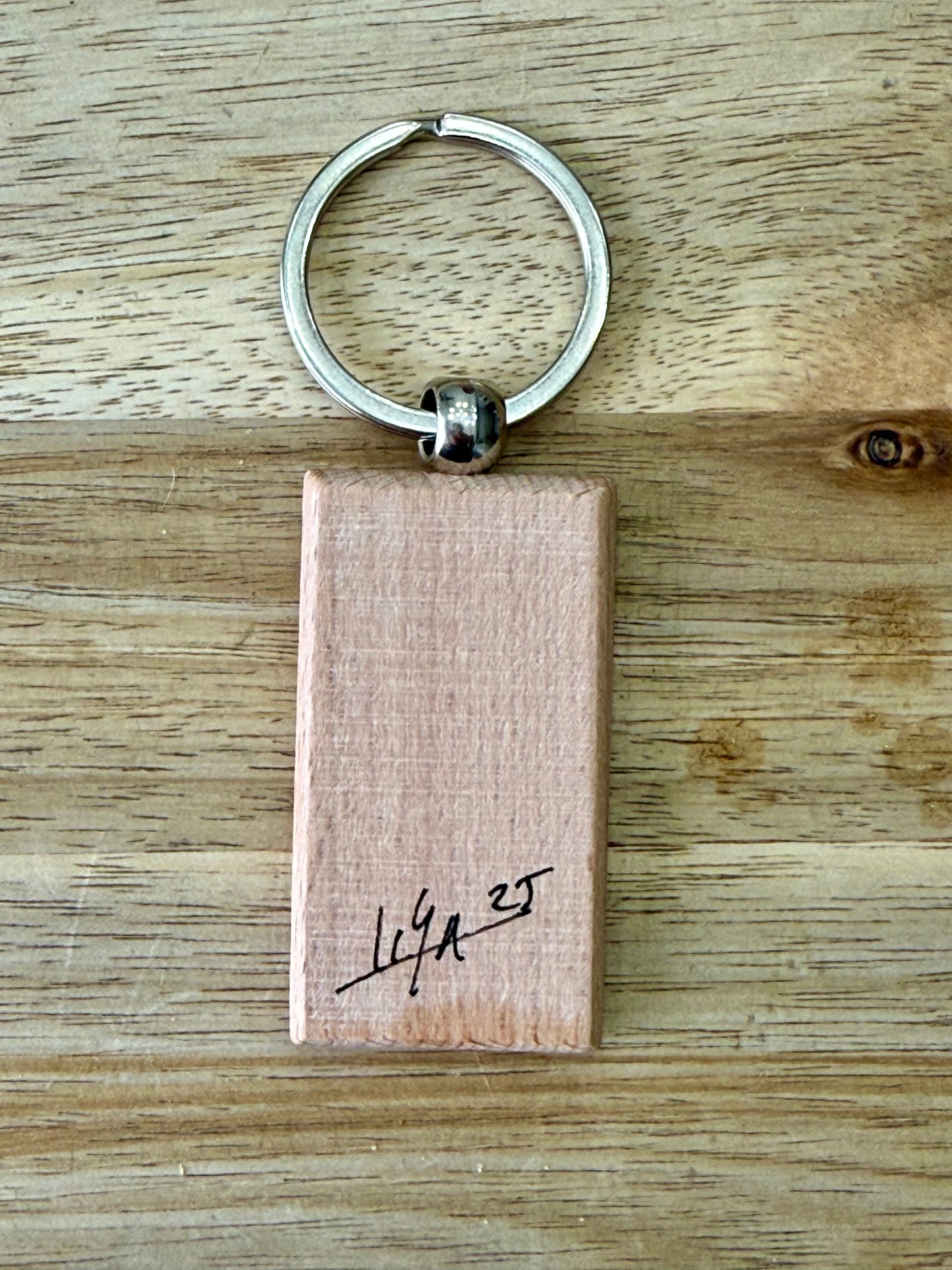 Hand-Painted Wooden Keychain – Signed by Lisa – Limited Edition