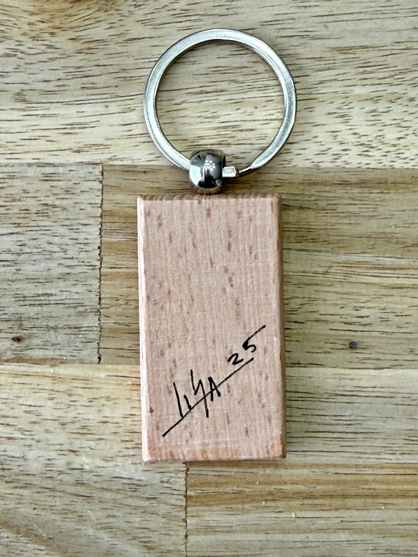 Hand-Painted Wooden Keychain – Signed by Lisa – Limited Edition