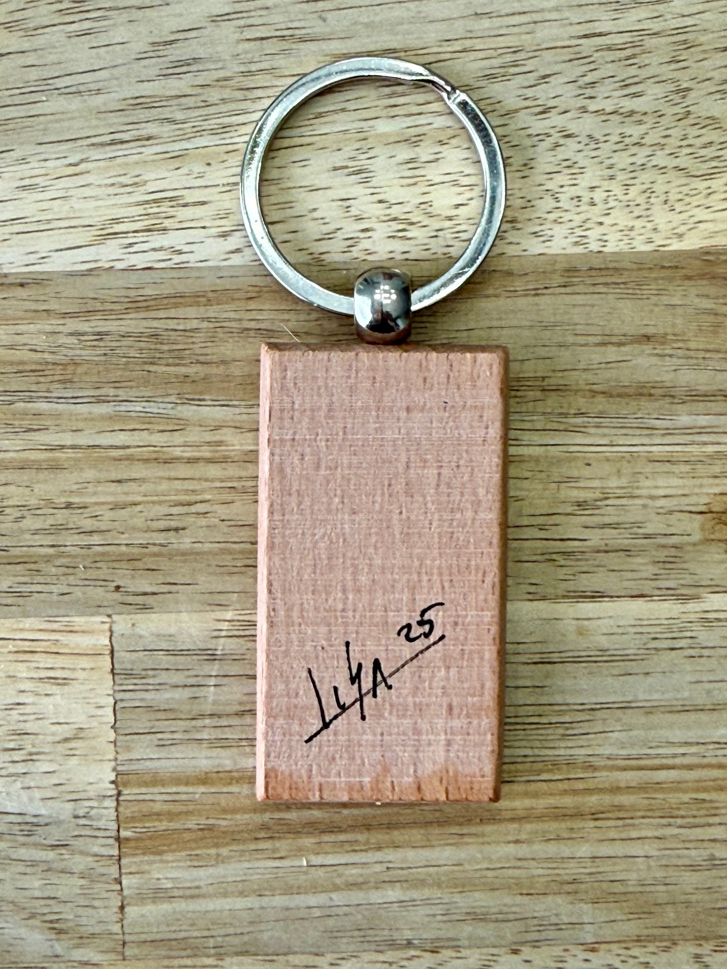 Hand-Painted Wooden Keychain – Signed by Lisa – Limited Edition