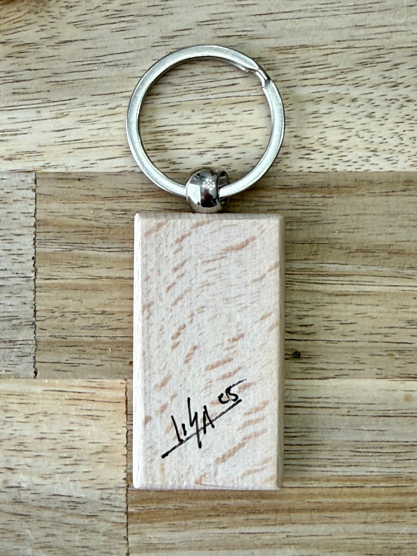 Hand-Painted Wooden Keychain – Signed by Lisa – Limited Edition